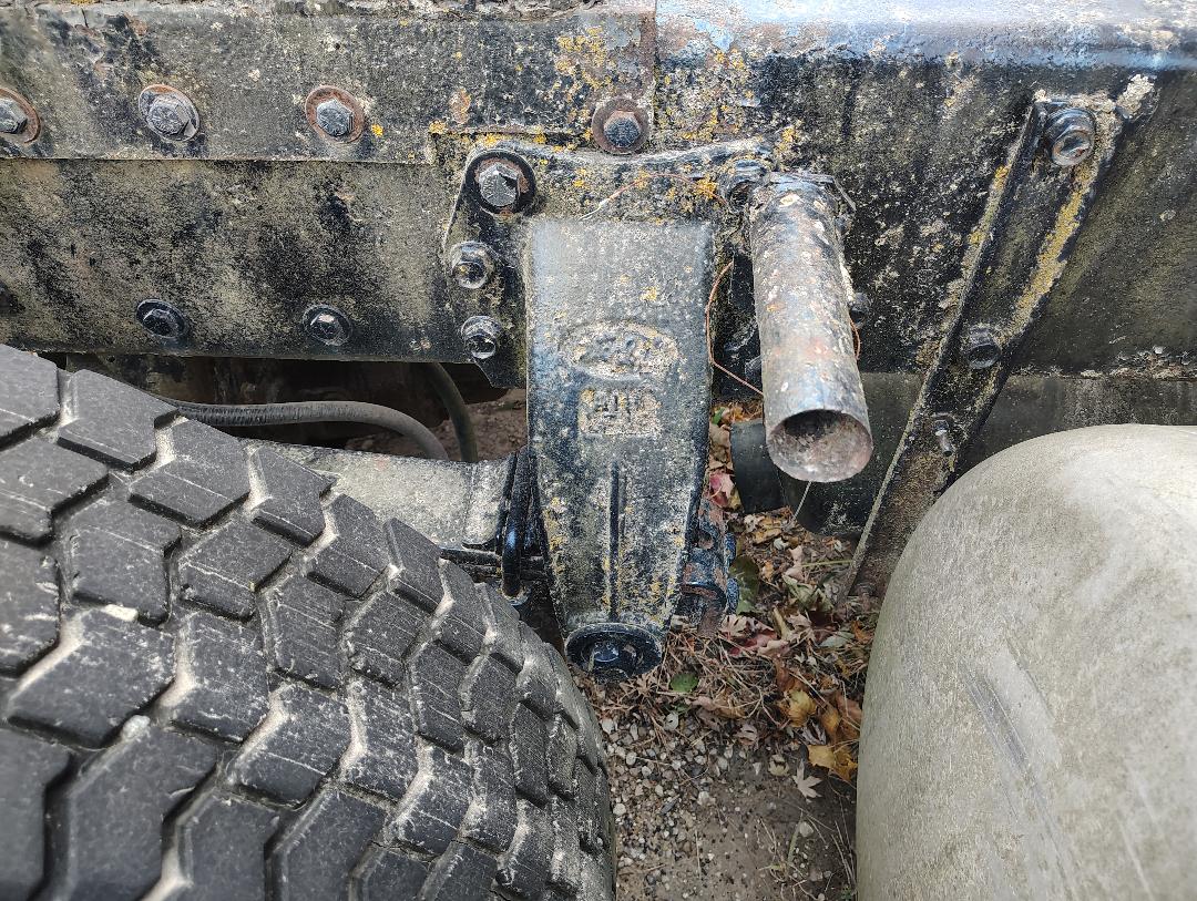 1981 PETERBILT Cabover - Image 24